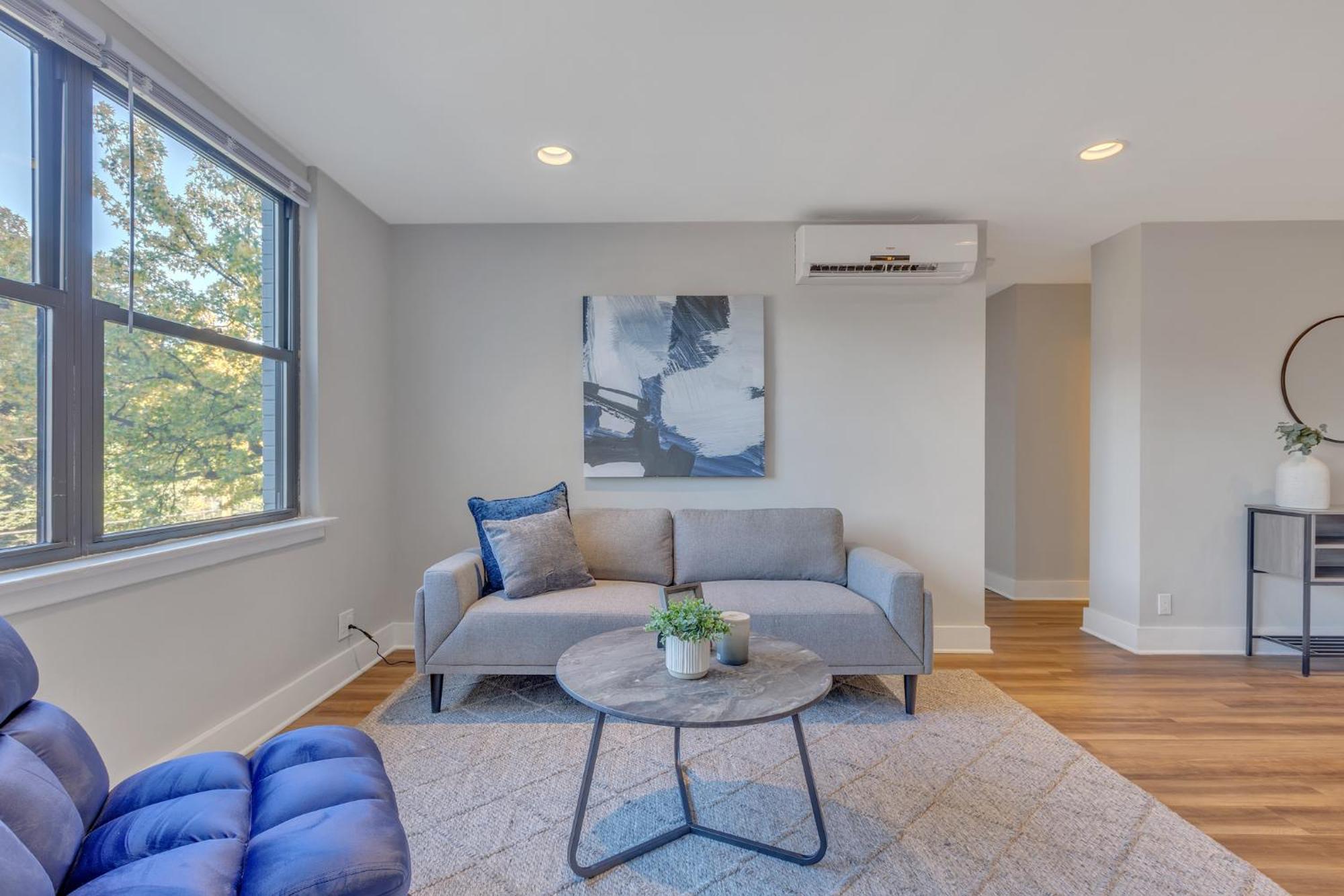 Apartment Avenue B340 Cozy Furnished 2br, With Gym, Pool *