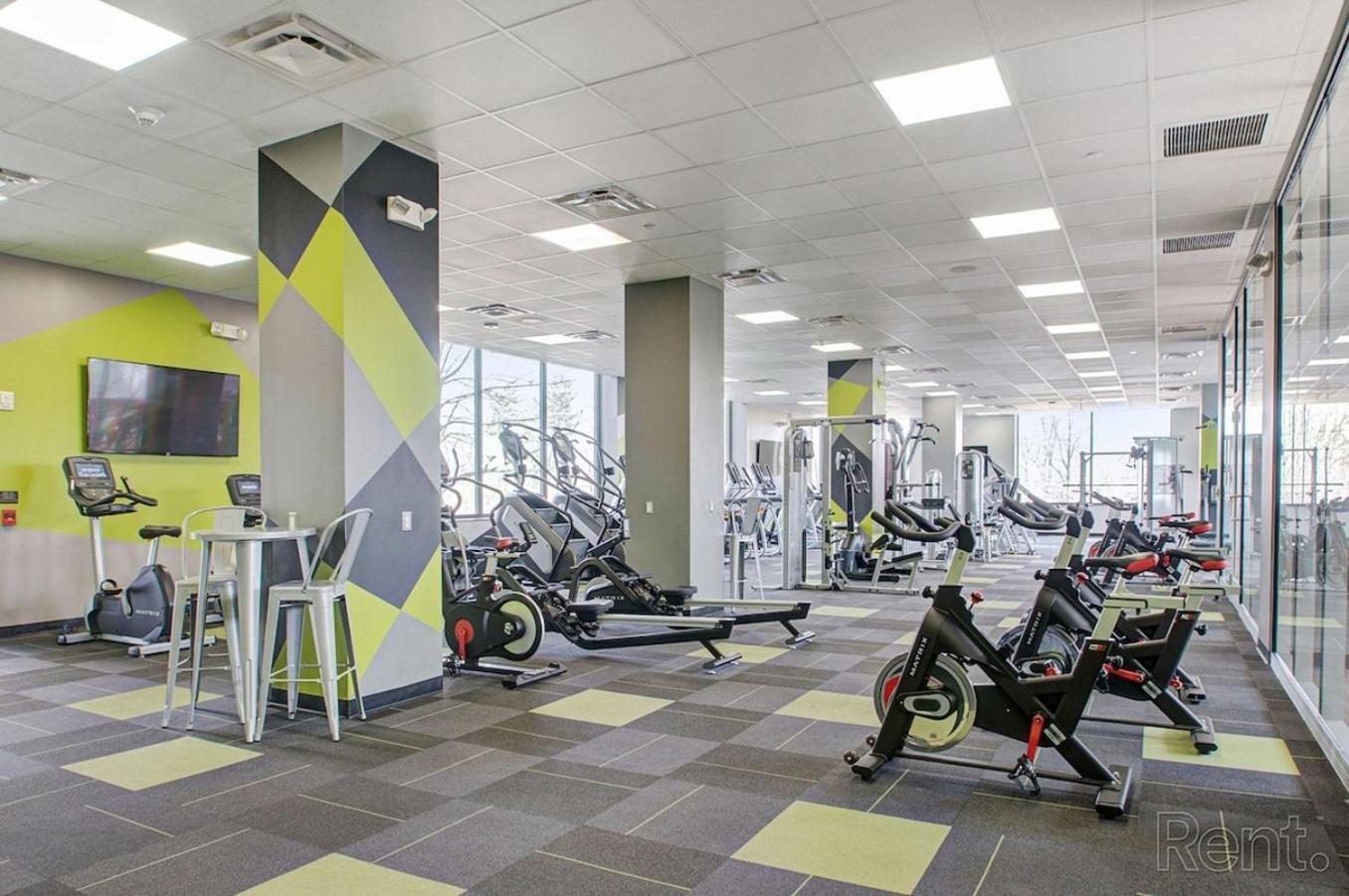 Avenue B340 Cozy Furnished 2br, With Gym, Pool